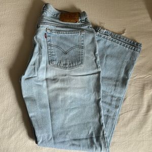 Levi 517 Boot Cut Low Rise